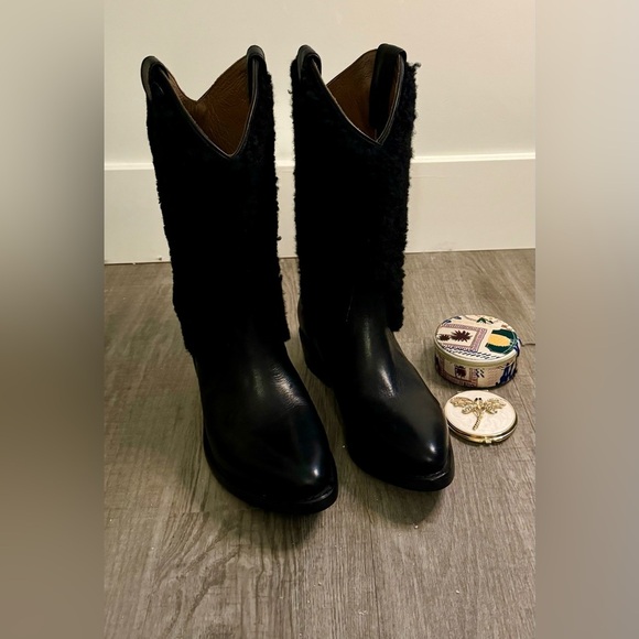 Frye Billy Pull-On Shearing Southwest Western Boots - Round Toe - Picture 6 of 16